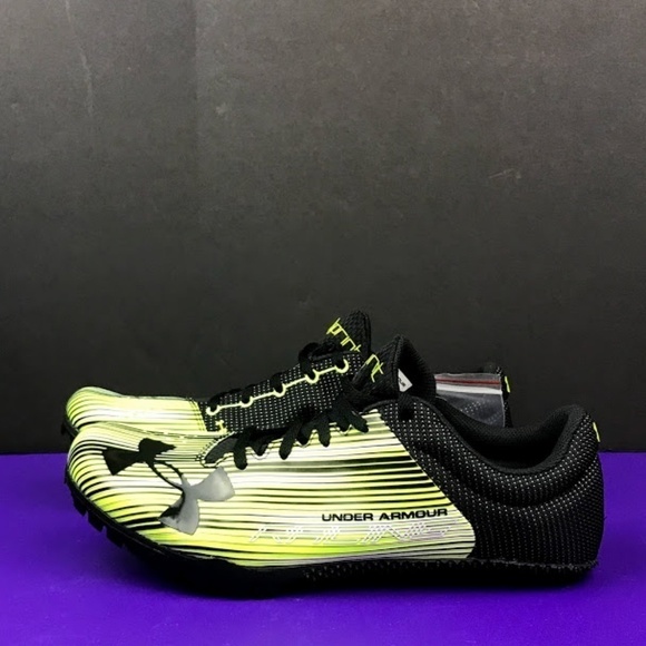 New Under Armour Mens Kick Sprint with spike Sz 11 - Picture 2 of 8